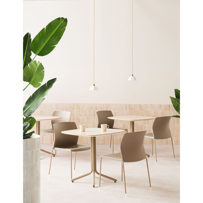 Bento Meeting Table