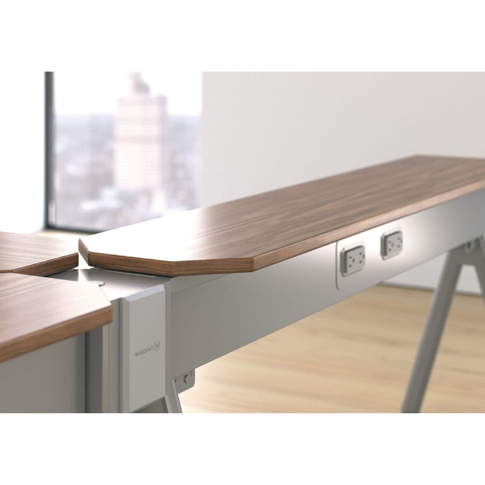 Array Desking Based Workstation
