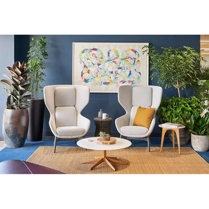 Coy Lounge Chair