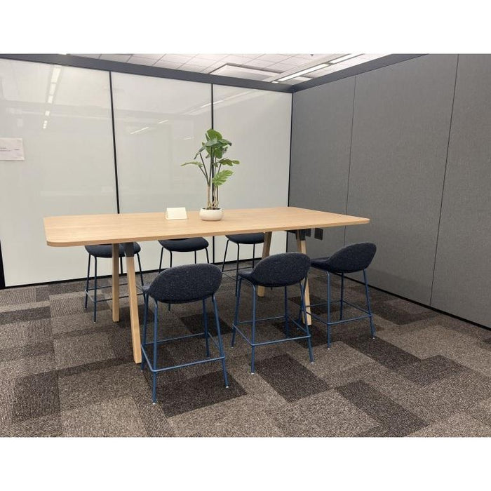 Docker Meeting Table